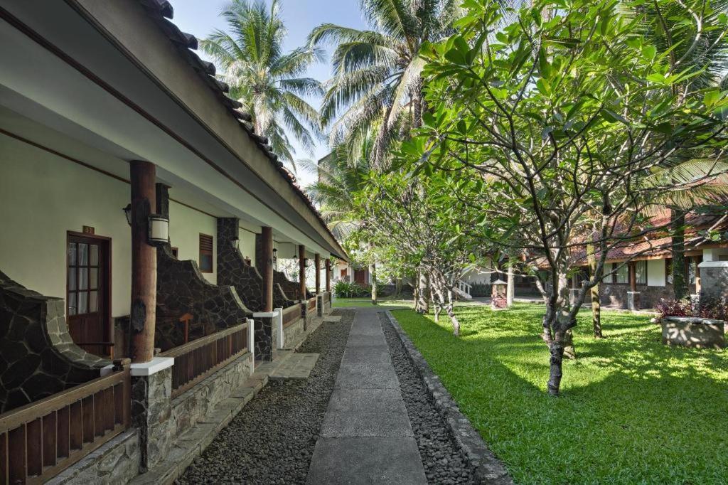 Sunrise Beach Hotel Pangandaran Luaran gambar